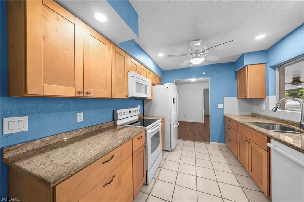 5146 Glade Ct, Cape Coral, FL 33904 Photo