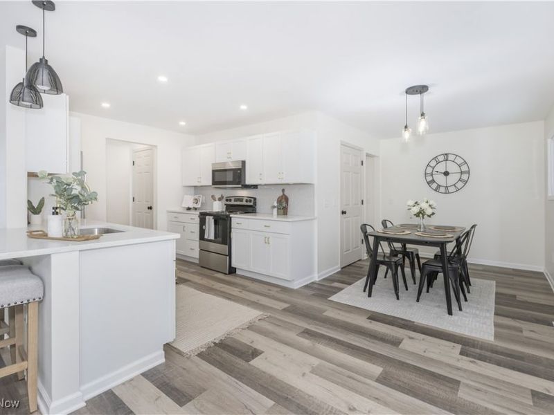 5679 Wilson Mills Road, Cleveland, OH 44143 Photo 13