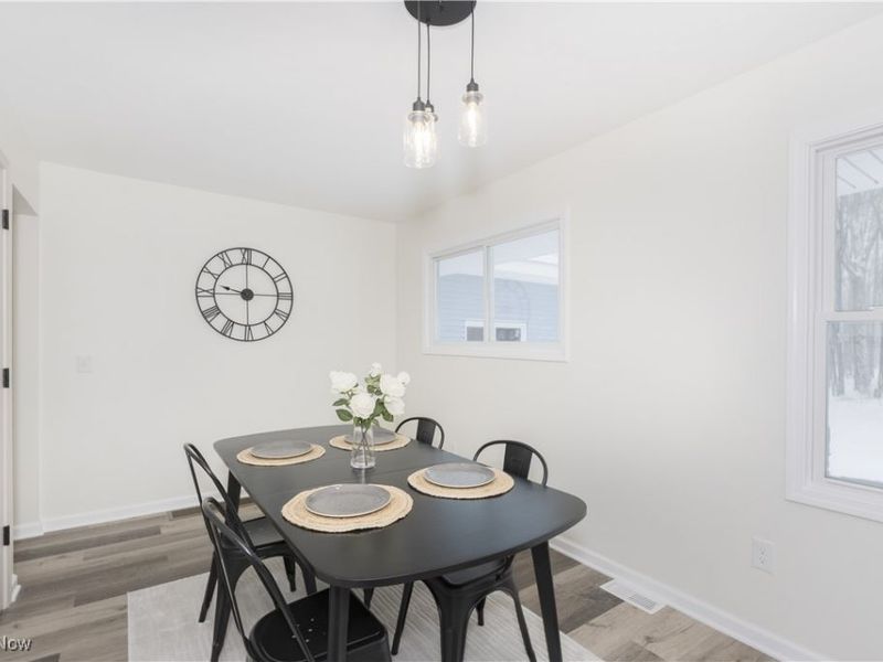 5679 Wilson Mills Road, Cleveland, OH 44143 Photo 18