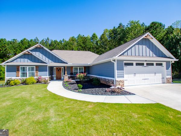 142 Lawrence Drive, Villa Rica, GA 30180