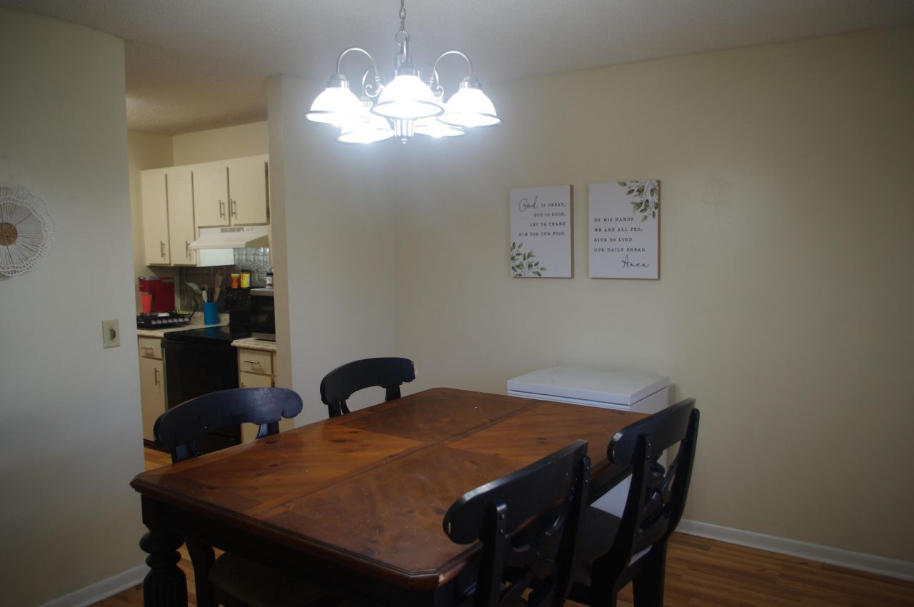 601 Greenmeadow Drive Photo 14