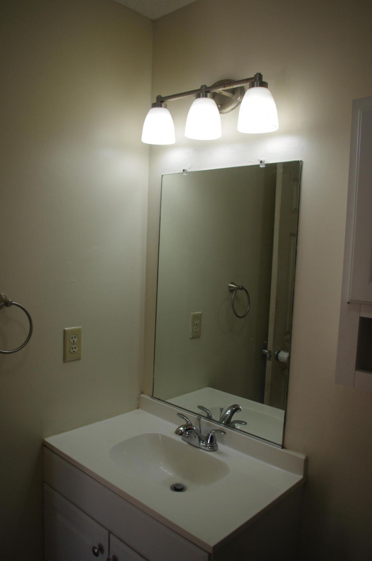 601 Greenmeadow Drive Photo 25