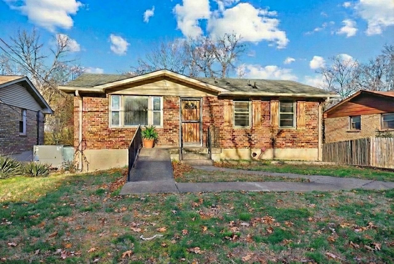 2701 Combs Dr, Nashville, TN 37207 Main Photo