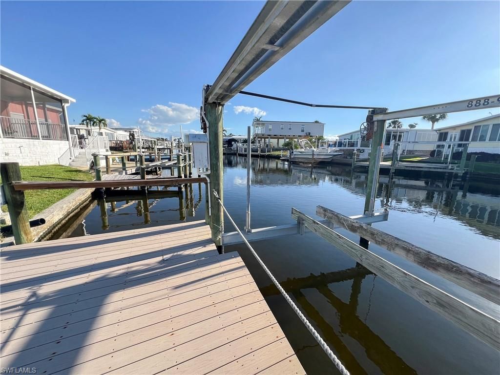 17730 Peppard Dr, Fort Myers Beach, FL 33931 Photo