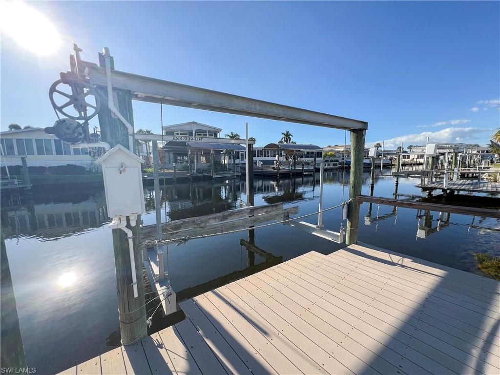 17730 Peppard Dr, Fort Myers Beach, FL 33931 Photo