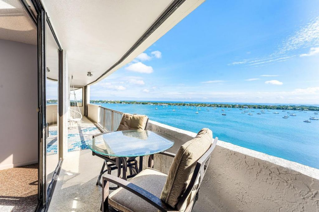 5200 N Flagler Drive, Unit 1502, West Palm Beach, FL 33407 Photo