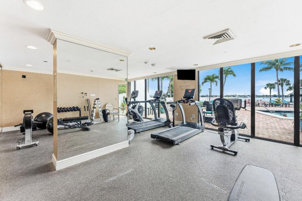 5200 N Flagler Drive, Unit 1502, West Palm Beach, FL 33407 Photo