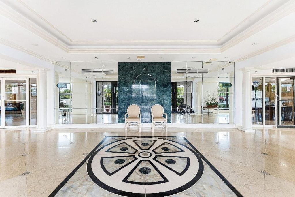 5200 N Flagler Drive, Unit 1502, West Palm Beach, FL 33407 Photo