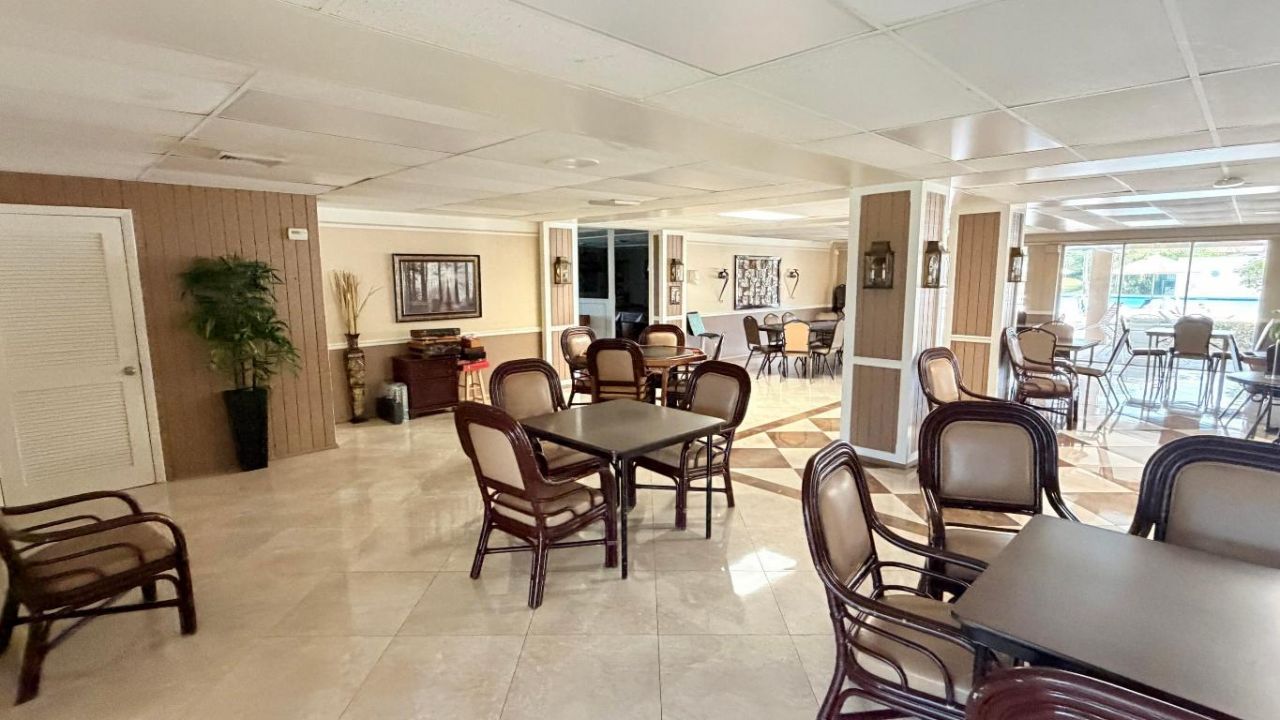 320 Lake Dora Drive, Unit 320, West Palm Beach, FL 33411 Photo