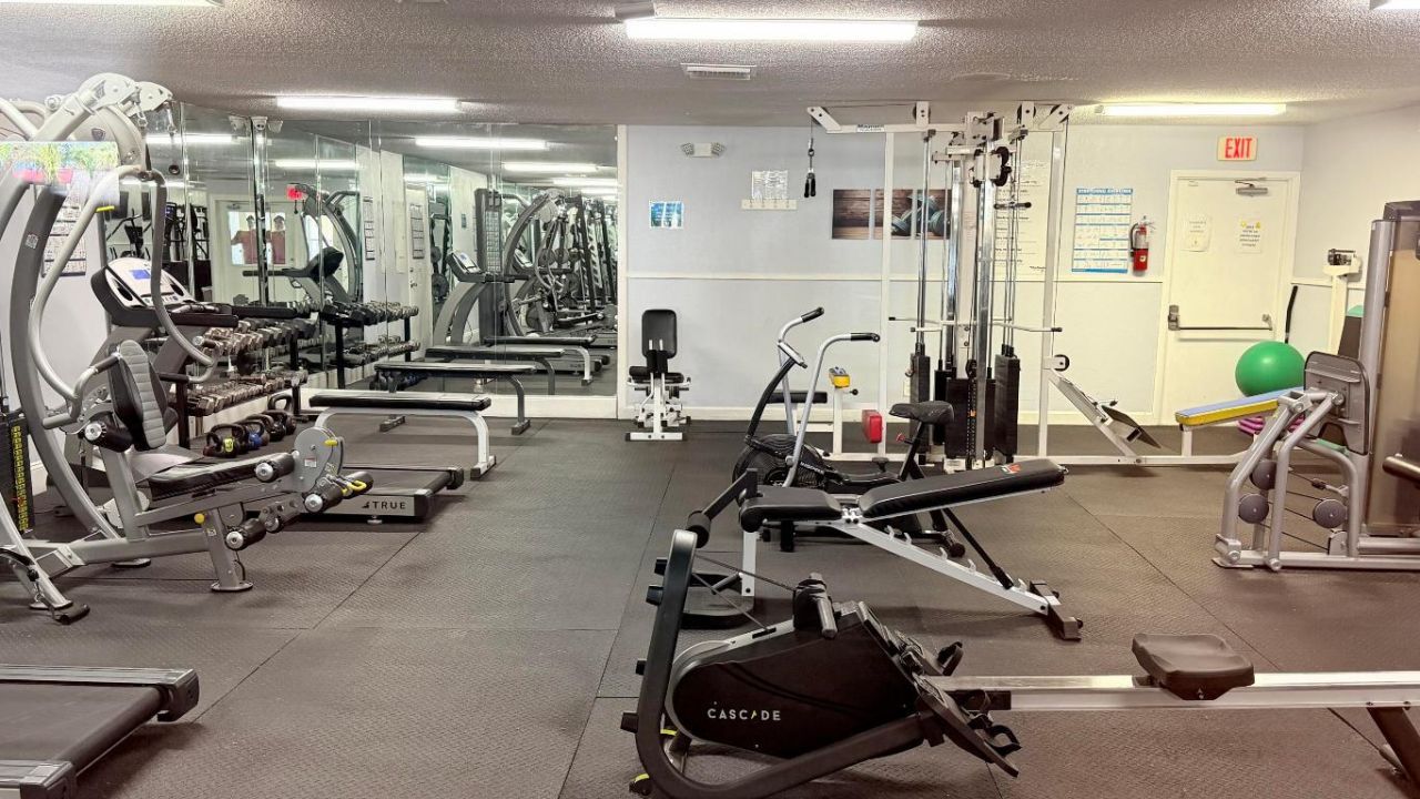 320 Lake Dora Drive, Unit 320, West Palm Beach, FL 33411 Photo