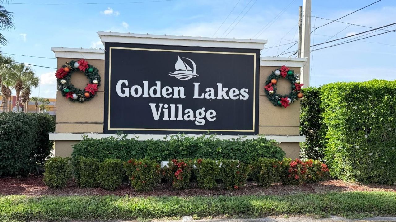 320 Lake Dora Drive, Unit 320, West Palm Beach, FL 33411 Photo
