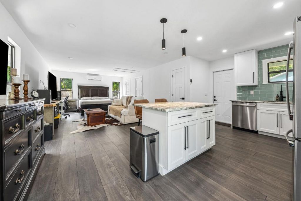 10908 SE Hobart Street, Jupiter, FL 33469 Photo