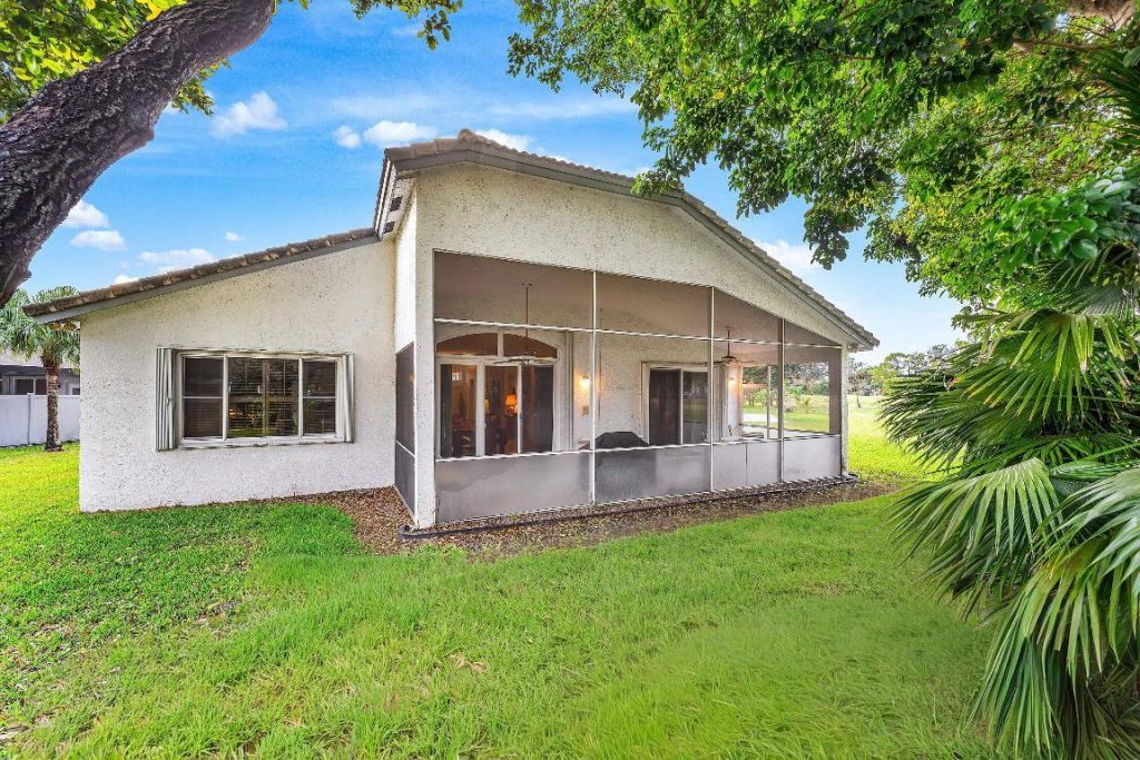 7707 NW 79th Street, Tamarac, FL 33321 Photo