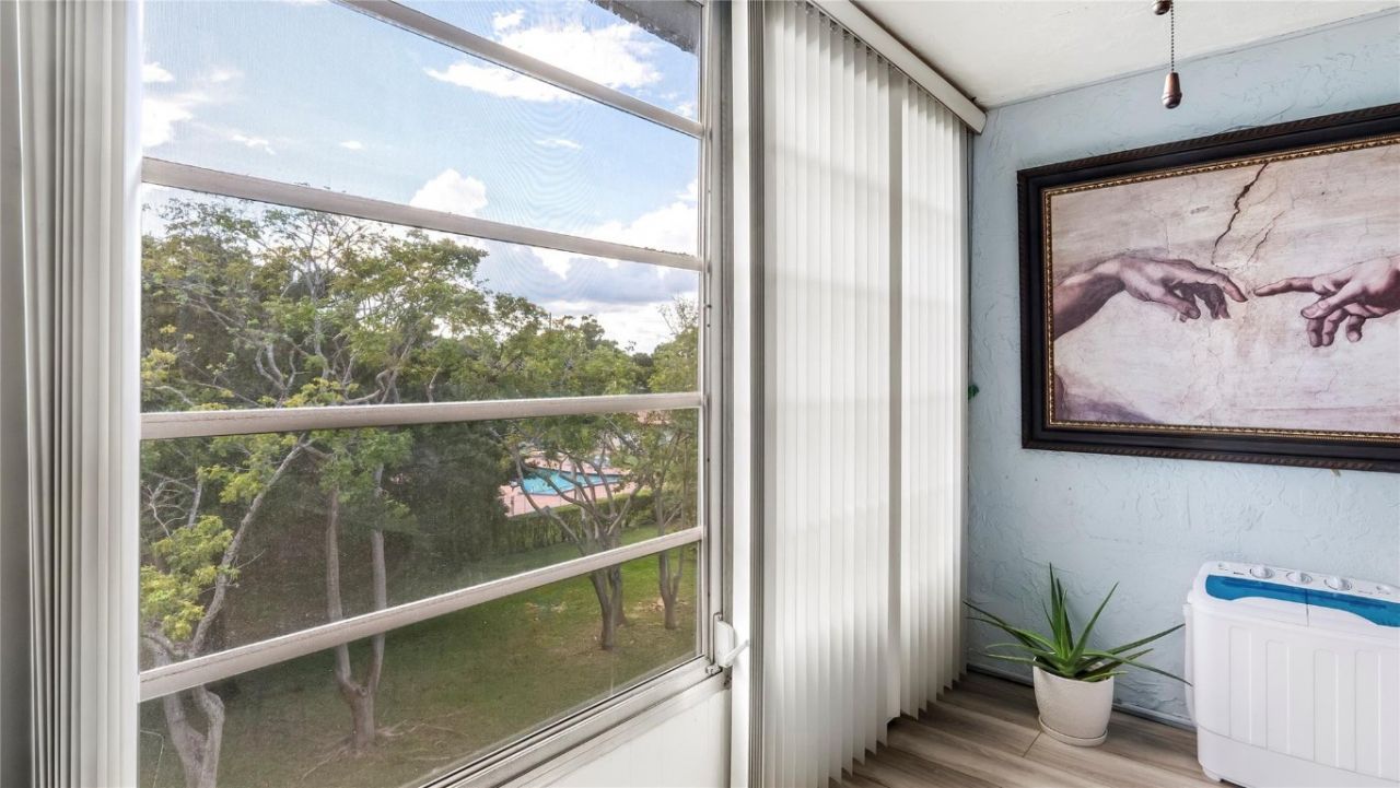 3001 NW 48th Avenue, Unit 442, Lauderdale Lakes, FL 33313 Photo