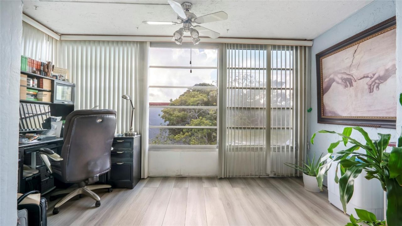 3001 NW 48th Avenue, Unit 442, Lauderdale Lakes, FL 33313 Photo