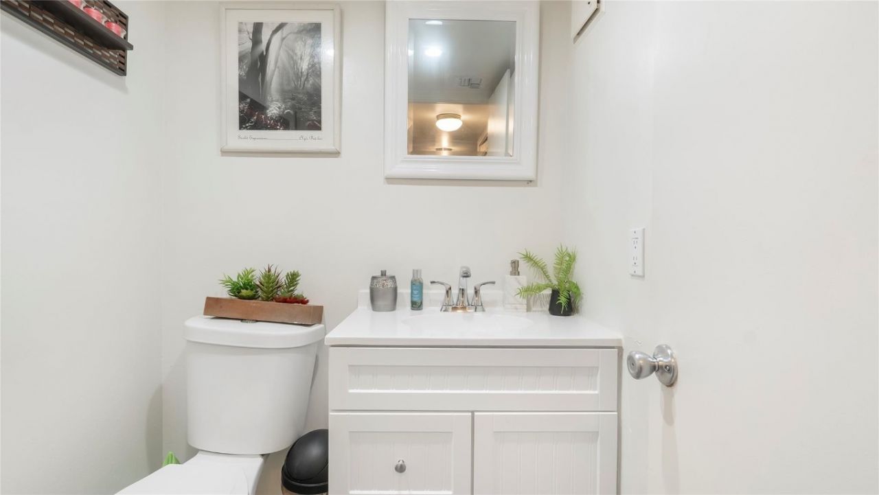 3001 NW 48th Avenue, Unit 442, Lauderdale Lakes, FL 33313 Photo