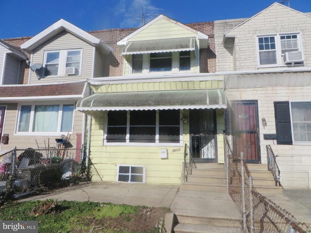 7015 W Passyunk Avenue, Philadelphia, PA 19142 Main Photo