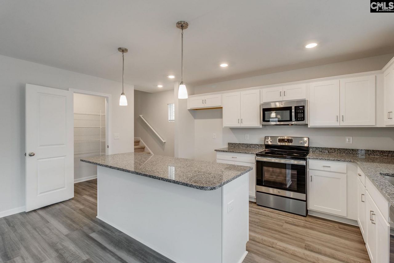 1085 Nazareth Road Photo 10