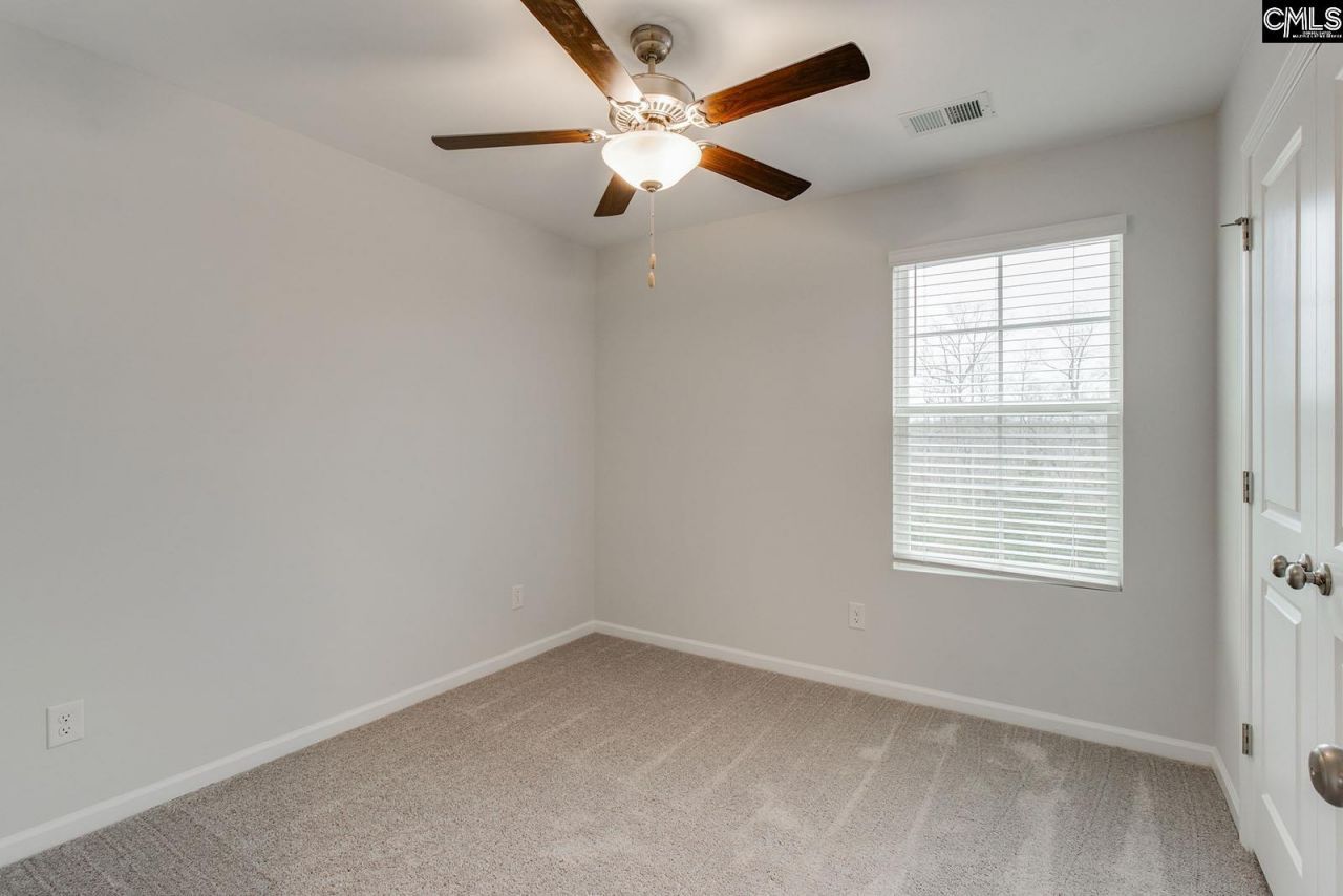 1085 Nazareth Road Photo 17