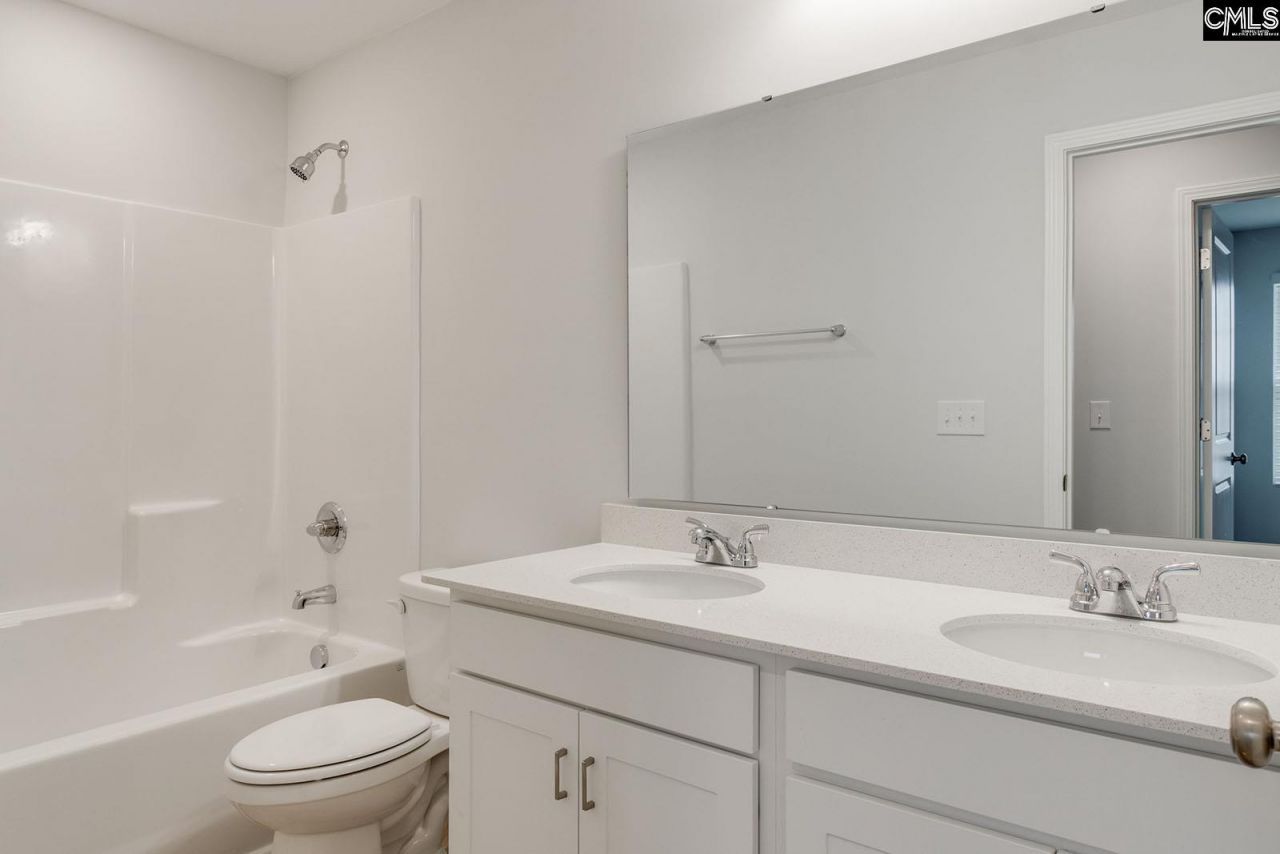 1085 Nazareth Road Photo 21