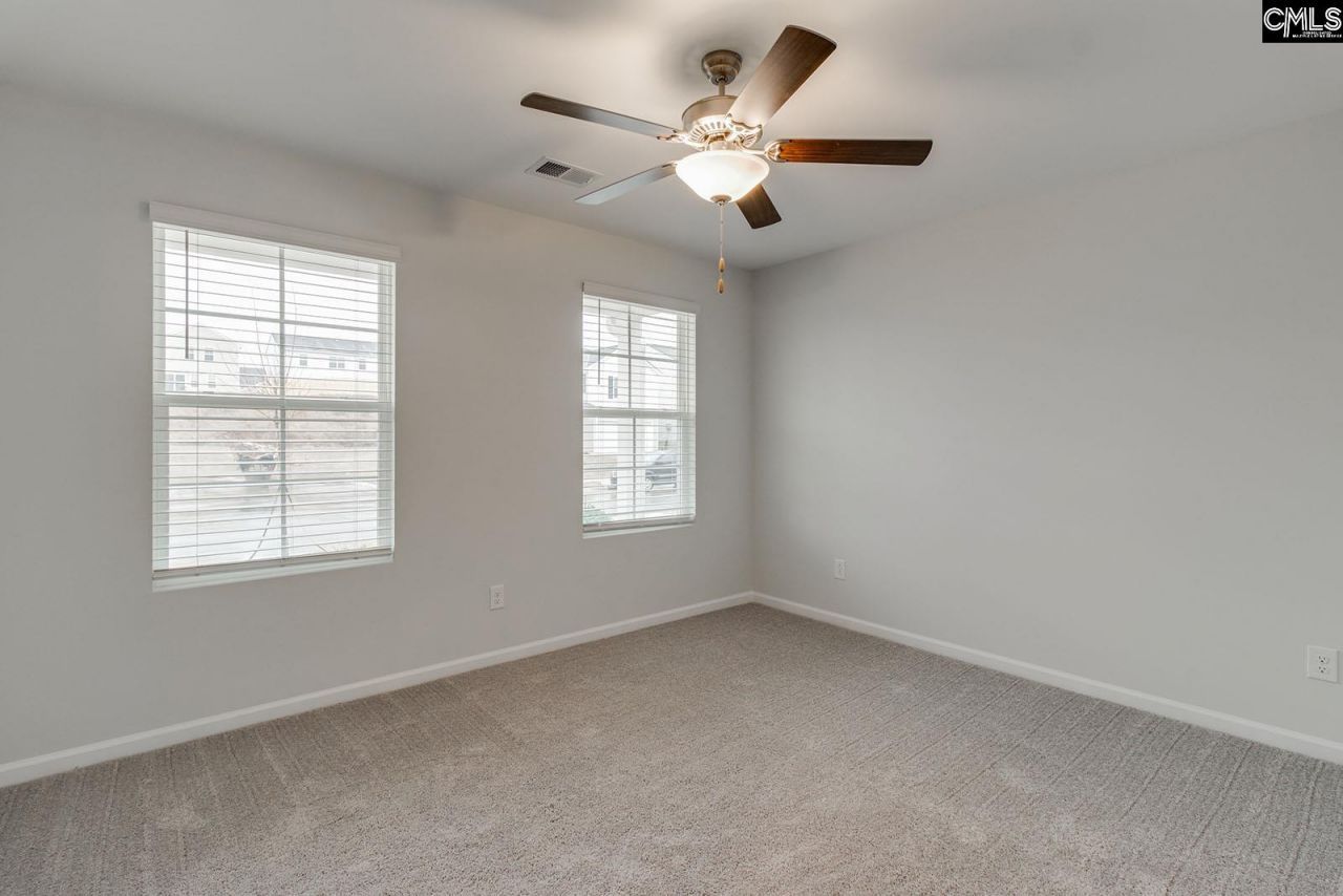 1085 Nazareth Road Photo 23