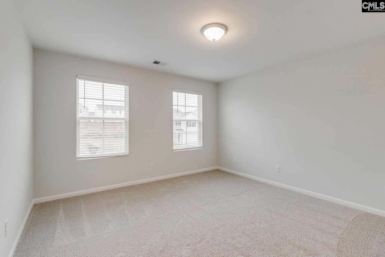 1085 Nazareth Road Photo 25