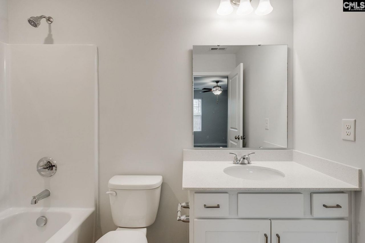 1085 Nazareth Road Photo 29