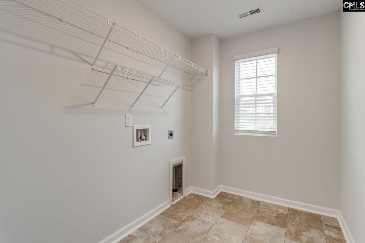 1085 Nazareth Road Photo 30