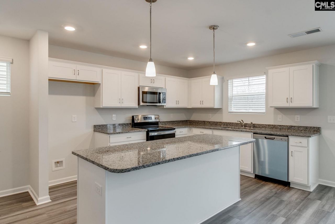 1085 Nazareth Road Photo 9