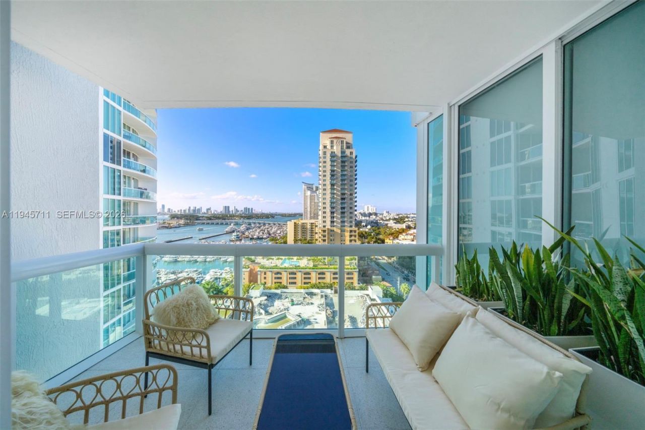 1000 S Pointe Dr, Unit 1606, Miami Beach, FL 33139 Photo