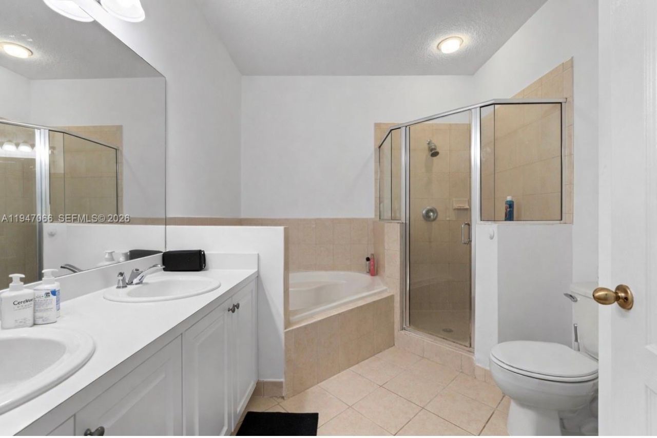 836 SW 154th Path , Miami, FL 33194 Photo