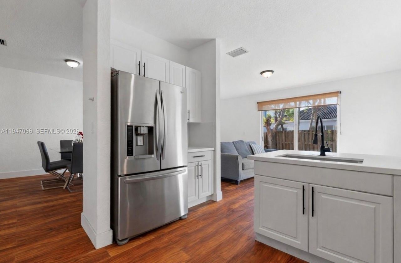 836 SW 154th Path , Miami, FL 33194 Photo