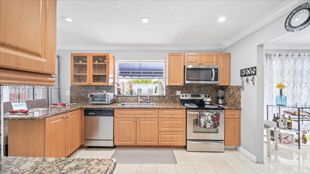 13430 SW 25th St, Miami, FL 33175 Photo