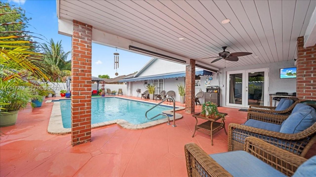 13430 SW 25th St, Miami, FL 33175 Photo