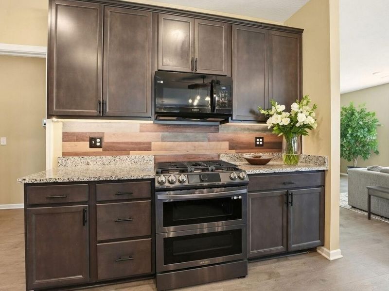 413 Halton Drive, Pataskala, OH 43062 Photo 8