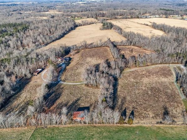 40 Diamond Padgett Lane, Monterey, TN 38574