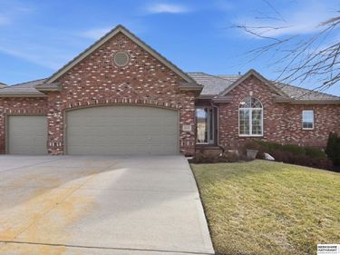 3110 N 158th Plaza Circle, Omaha, NE 68116