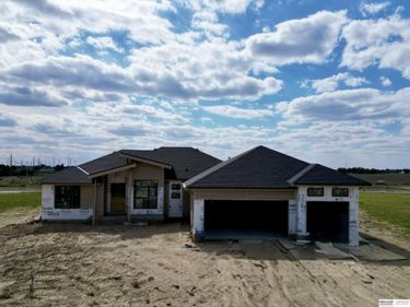 5410 N 197th Street, Elkhorn, NE 68022