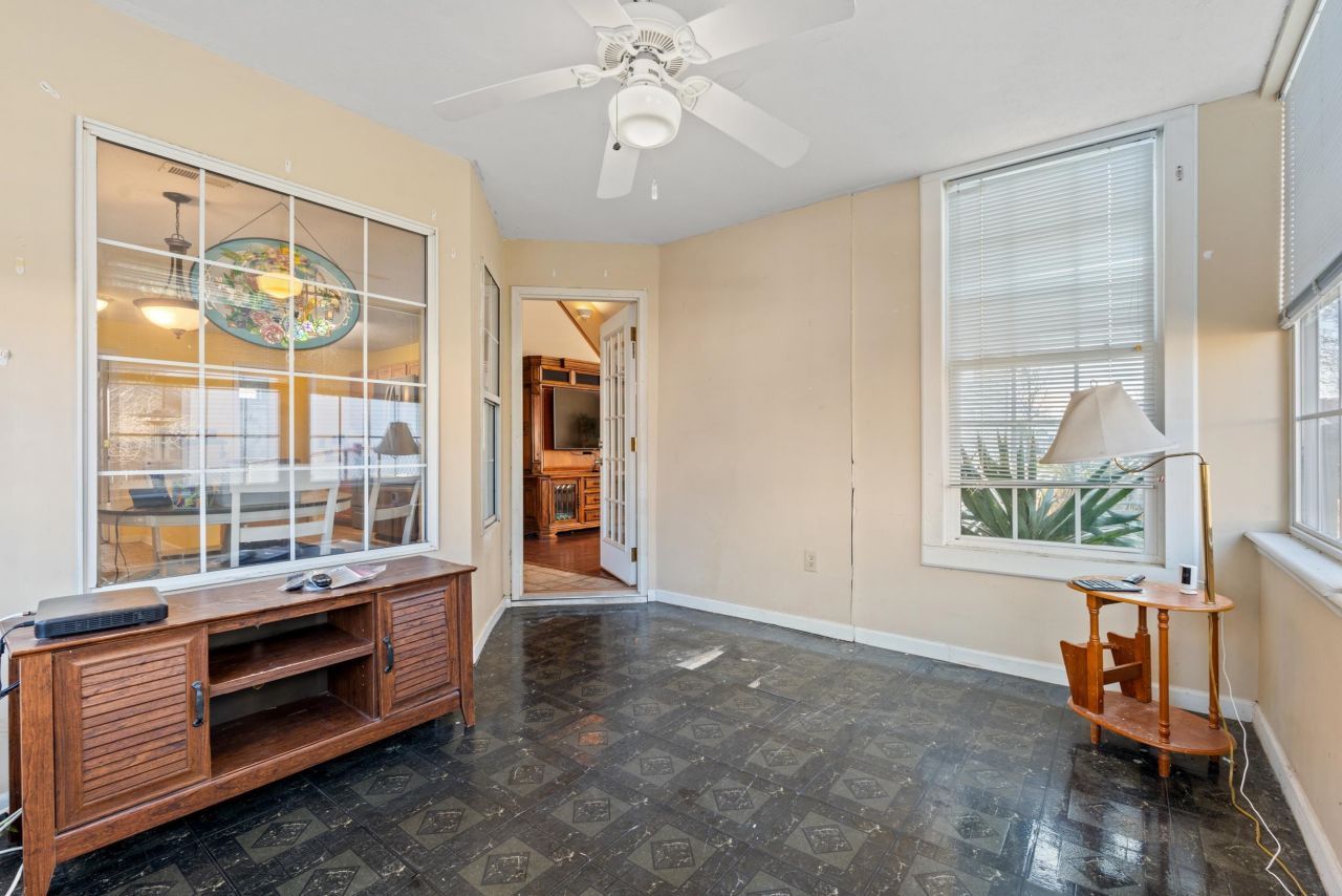 539 Drake Ln. Photo 11