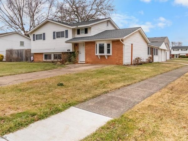 4721 Andover Avenue, Lorain, OH 44055