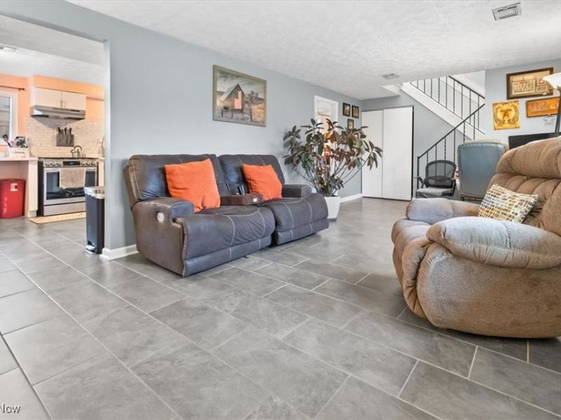 4721 Andover Avenue, Lorain, OH 44055 Photo 11