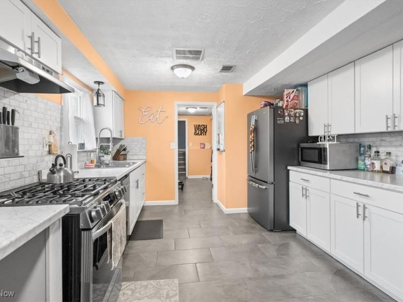 4721 Andover Avenue, Lorain, OH 44055 Photo 13