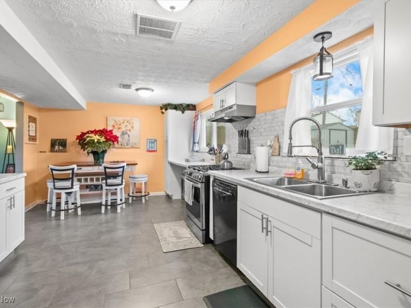 4721 Andover Avenue, Lorain, OH 44055 Photo 15