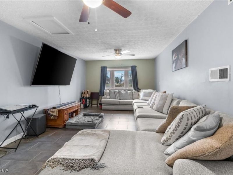 4721 Andover Avenue, Lorain, OH 44055 Photo 5