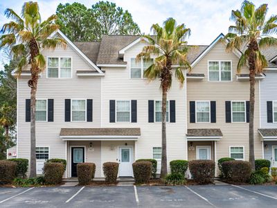 4910 Lake Palmetto Lane, North Charleston, SC 29418