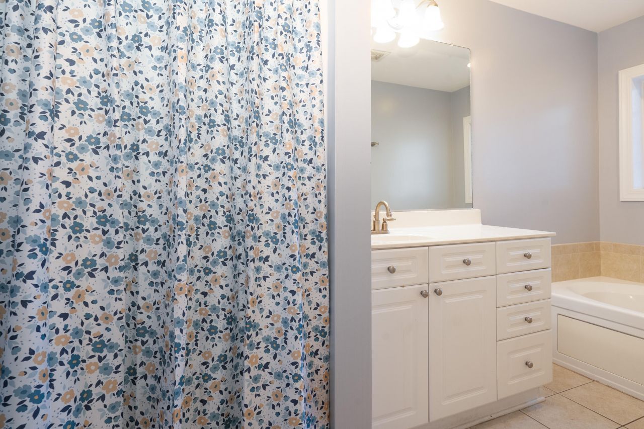 4910 Lake Palmetto Lane Photo 16