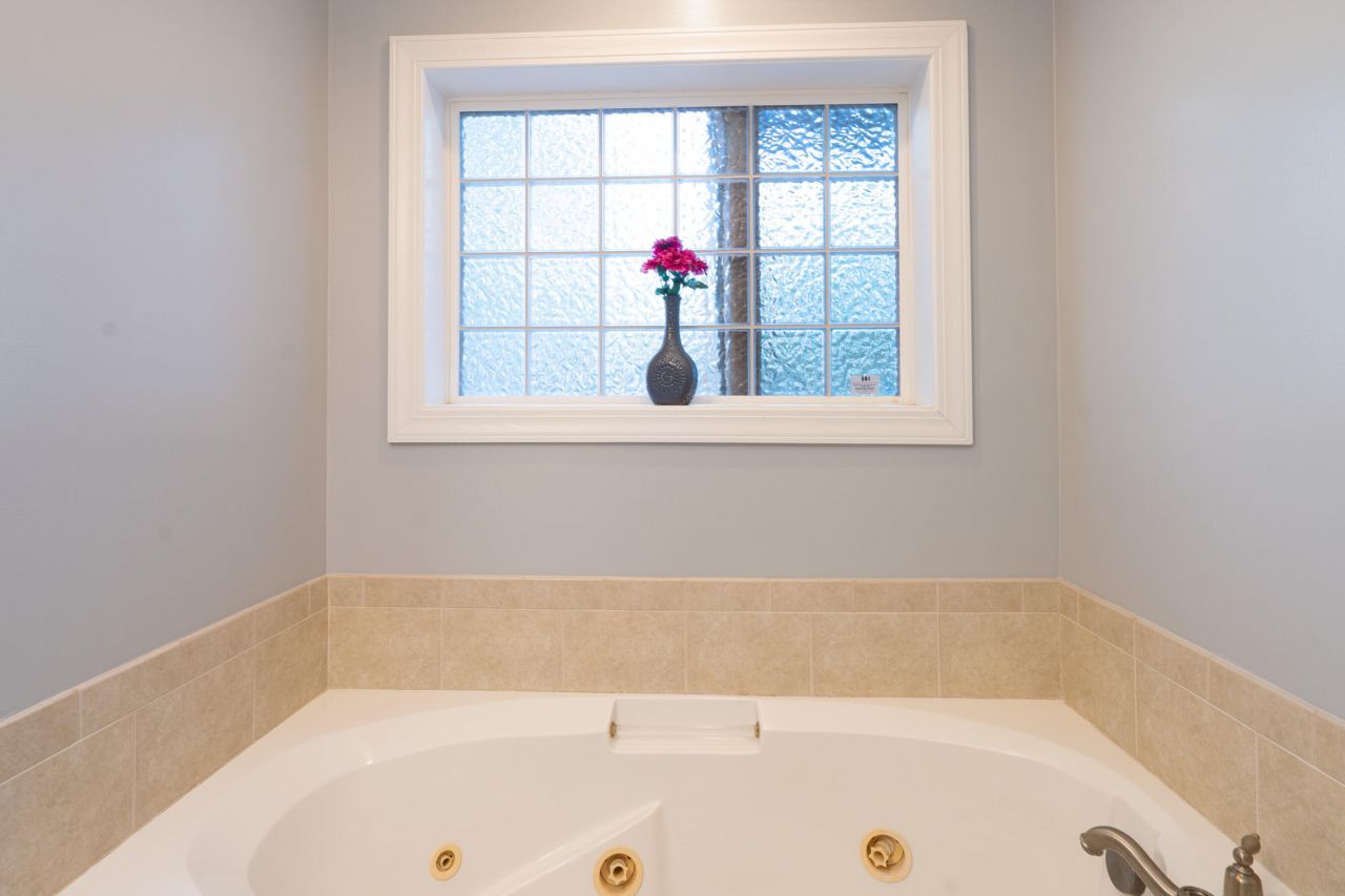 4910 Lake Palmetto Lane Photo 18