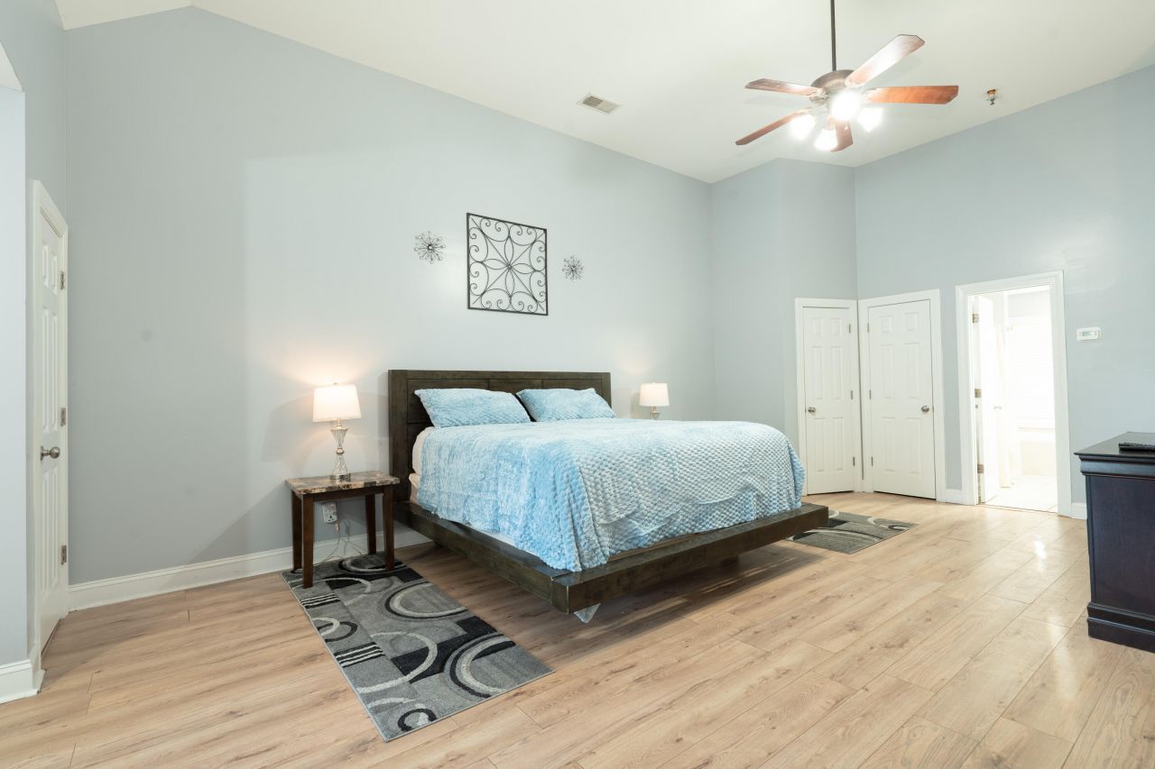 4910 Lake Palmetto Lane Photo 25