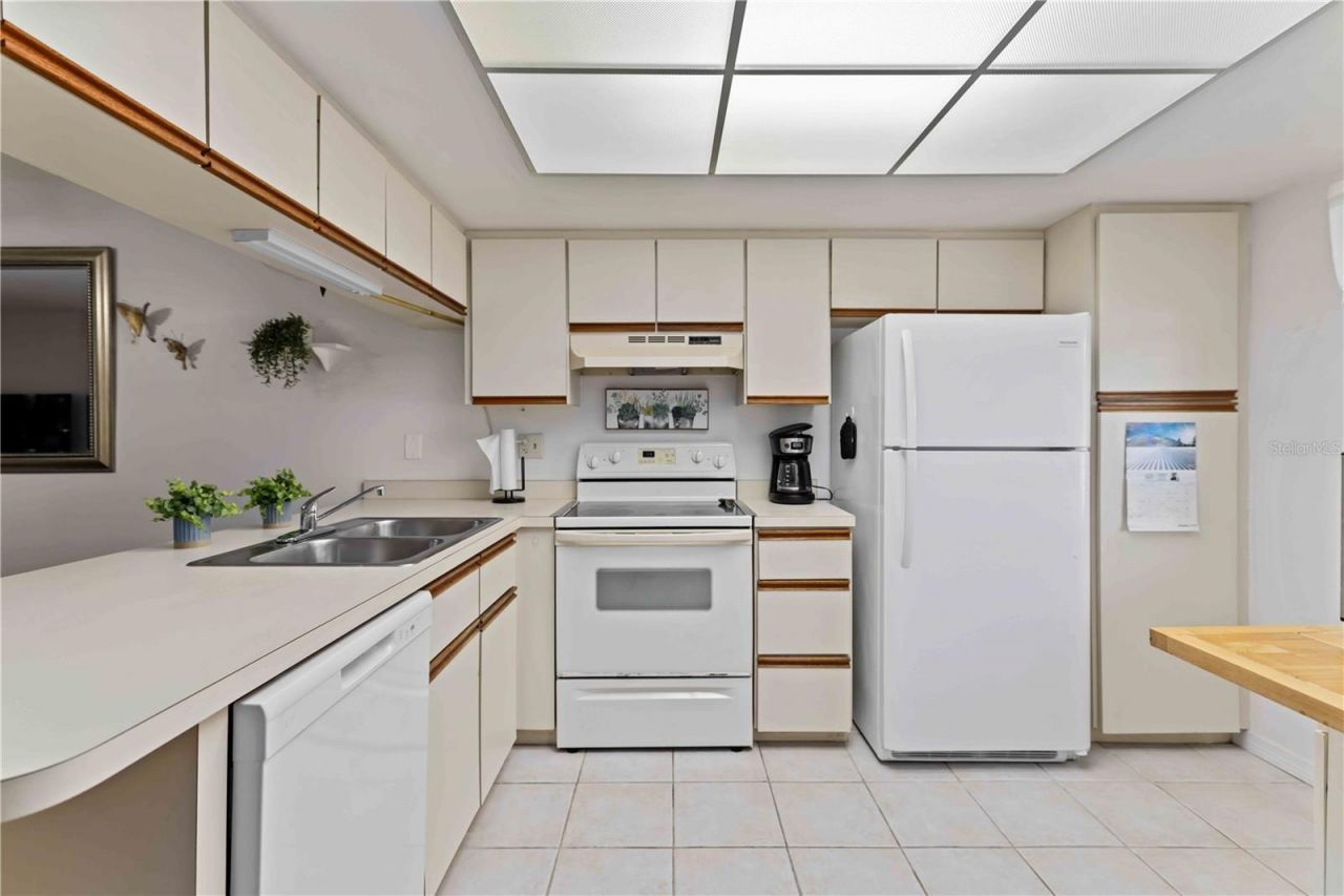 7847 Eagle Creek Drive, Sarasota, FL 34243 Photo