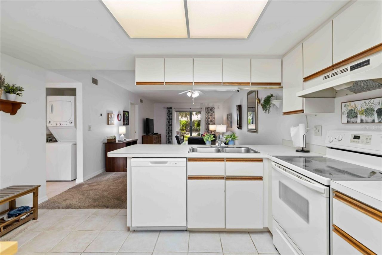 7847 Eagle Creek Drive, Sarasota, FL 34243 Photo